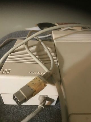 Commodore 1571 Disk Drive - for Repair or Parts 3