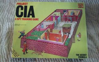 Vintage Project Cia - A Spy Training Game - Waddington 