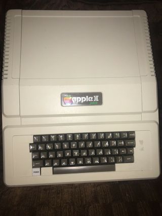 Vintage Antique Apple II Plus Computer very Model A2S1016 2