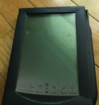 Apple Newton Messagepad 100 (1993),  A/C adapter,  manuals,  battery charg 2
