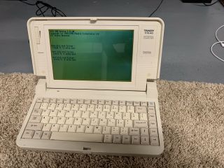 Vtg Tandy 1110 Hd Notebook Computer - Powers On - For Parts/repair Only