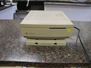 Vintage Apple Macintosh Iisi Computer M0360 - Well