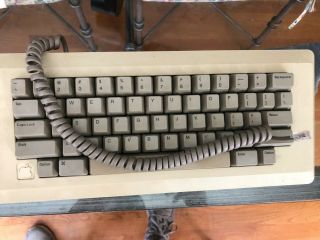 Apple Macintosh Keyboard M0110 With Cable For Macintosh