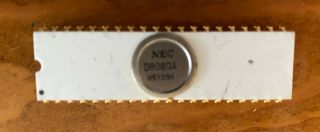 Nec D8080a White/gold Ceramic Computer Ic Chip