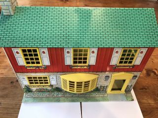 Vintage Marx Tin Metal Litho Doll House 60s Or Early 70s 2 Story,  Furniture