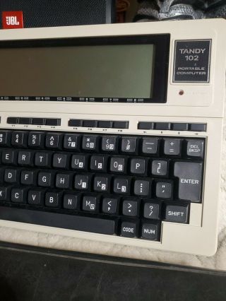 Tandy Model 102 Portable Computer with Case 2