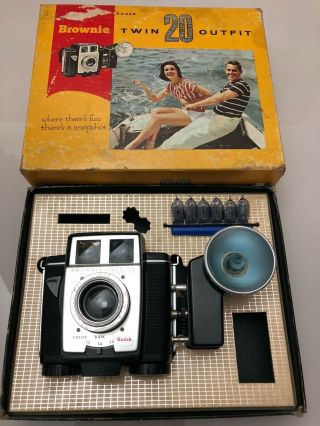 Vintage Antique Kodak Brownie Twin 20 Camera With Flash And Bulbs