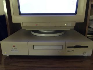 1995 Apple Macintosh Performa 6115CD,  with Box M3435LL/A 3