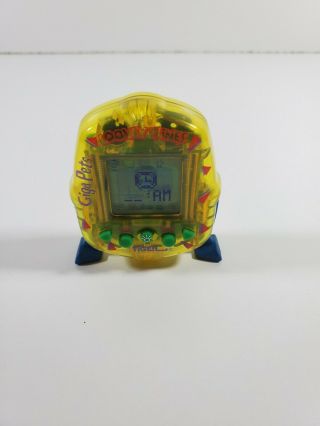 Giga Pets Looney Tunes Virtual Pet Toy Tamagotchi Tiger Electronics Vintage