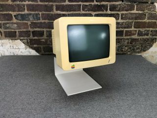 Apple A2m4090 Green Monochrome Crt Computer Monitor With Stand