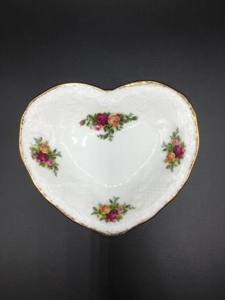 Vintage Royal Albert Porcelain China Old Country Roses 1962 Heart Trinket Dish