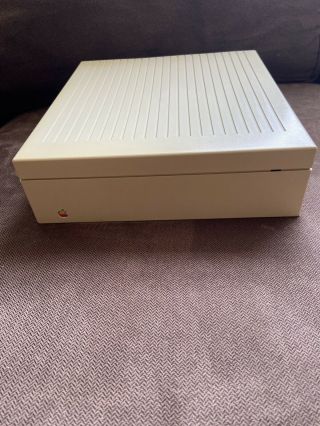Vintage Apple Macintosh Scsi Hard Disk 20sc Model M2603 With Cords