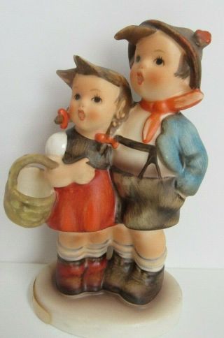 Vintage Goebel Hummel 94 3/0 Surprise Boy & Girl Figurine 4 - 1/8 " Tmk - 6
