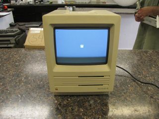 Vintage Apple Macintosh Se Model M5011 Personal Computer - Boot To Desktop