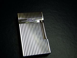 S T Dupont Montparnasse Lighter - Silver Plated With Vertical Lines