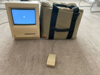 Vintage Apple Macintosh Se