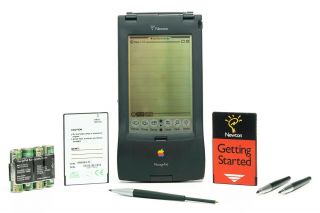 Apple Newton Messagepad 110,  4mb Flash Card,  Getting Started Card,