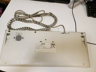 IBM Model M keyboard P/N 13945 04 - 02 - 92 2