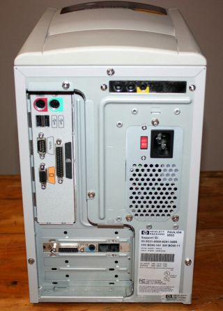 Vintage HP Pavilion 6532 Desktop Computer - Win 98,  Celeron 400MHz,  64MB,  13GB - EXC 3