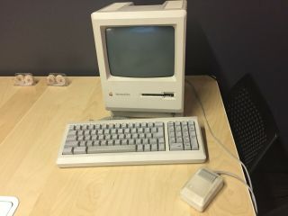 Macintosh Plus Computer,  Keyboard Mouse