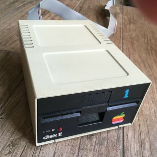 Vintage Apple Ii 5 1/4 " Floppy Disk Drive Ii / Iie A2m0003 Very