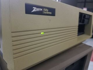 Zenith Data Systems Computer Zf - 158 - 41 With Keyboard