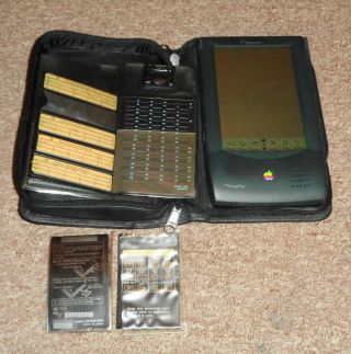 Apple Newton Message Pad In Leather Case With Accessories Take A Look