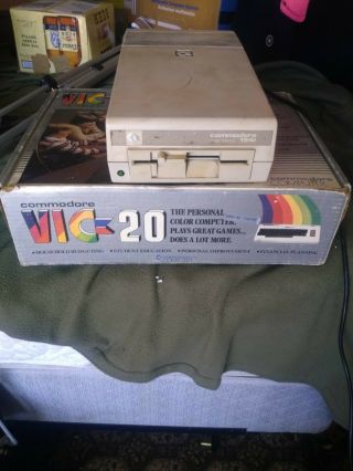 Commodore Vic - 20 Home Computer,  Vic - 1541 Floppy 5.  25 " Disk Drive - Vintage