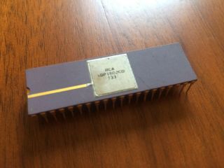 Cosmac Vip Elf Rca Cdp1802 8 - Bit Microprocessor Chip Purple Ceramic Gold Pins