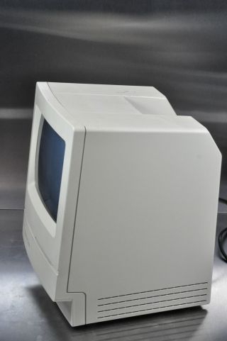 Vintage Apple Macintosh Classic M0420 9235 2