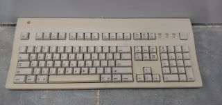 Apple Extended Keyboard Ii - M3501 - 1990 - (no Cord)