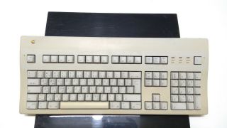 Apple Macintosh Ii Extended Keyboard Arabic & English Family Model M3501 Vintage