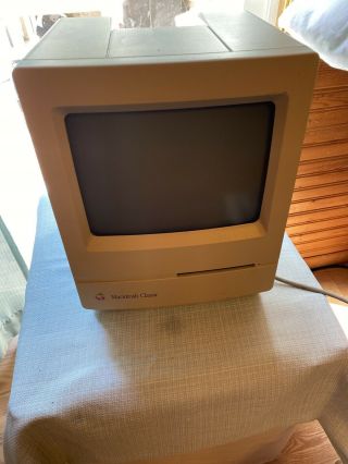 Vintage 1990 Apple Macintosh Classic Model M1420 Computer Boots Up 3