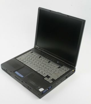 Vintage Compaq Armada E500 Laptop Pentium Iii 600mhz 192mb Ram 11.  2gb Hdd Winxp