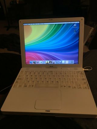 Apple Ibook G3 A1005 700 Mhz 640mb Ram Loaded Bright Display.