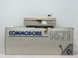 Vintage Commodore 1571 Disk Drive W/ Box Powers Up