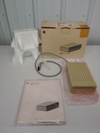 Vintage Apple Computers 3.  5 Floppy Disk Drive Model A9m0106