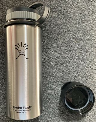 Hydro Flask Vintage Wide Mouth Vacuum Insulated Bottle Stainless 18 Oz Two Lids