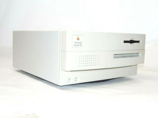 Vintage Apple Macintosh 650 Quadra M2118
