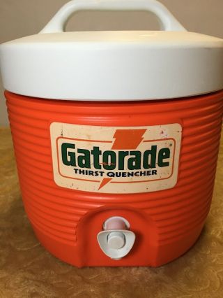 Vintage Old Logo Gatorade One Gallon Cooler By Rubbermaid Man Cave