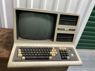 Tandy Trs - 80 Model 4 Microcomputer System