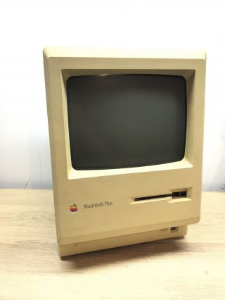 Vintage Apple Macintosh Mac Plus 1mb Model M0001a Computer -