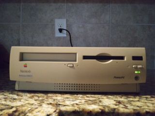 Vintage Apple Macintosh Performa 6300cd M 3076 Powers On Makes Boot Up Sound