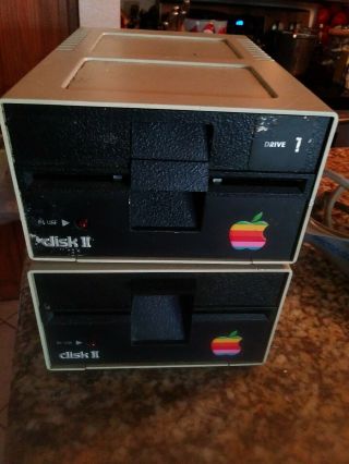 2 Apple Ii 5 1/4 " Floppy Disk Drive Model A2m0003 Vintage