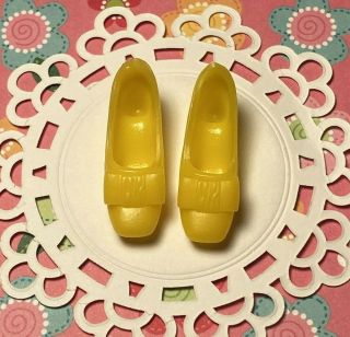 Vintage Barbie Yellow Soft Low Heel Squishy Bow Shoes Japan List Of Outfits