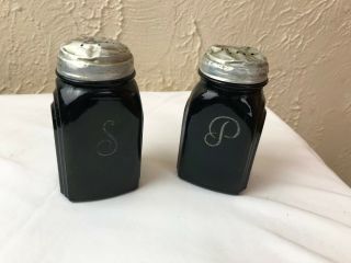 Vintage Mckee Black Glass Roman Arch Art Deco Salt Pepper Shaker Set