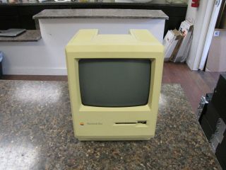 Vintage Apple Macintosh Plus 1mb Model M0001a - No Power -