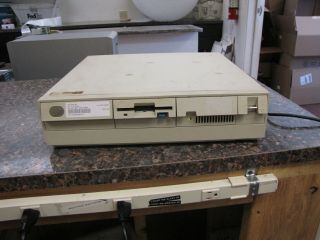 Ibm Personal System Model 55/sx Ps/2 Type 8555 - 061 Computer 16mb 16mhz & Drive