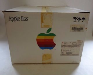 Vintage Macintosh Apple II GS Computer System EMPTY BOX ONLY 3