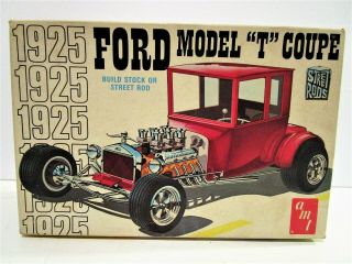 Vintage Amt 1925 Ford Model T Coupe Street Rods Series Parts Kit And Box.  T - 128.